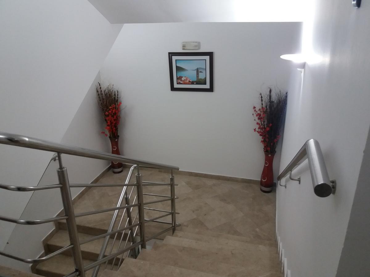 Hotel Viv Trebinje Buitenkant foto