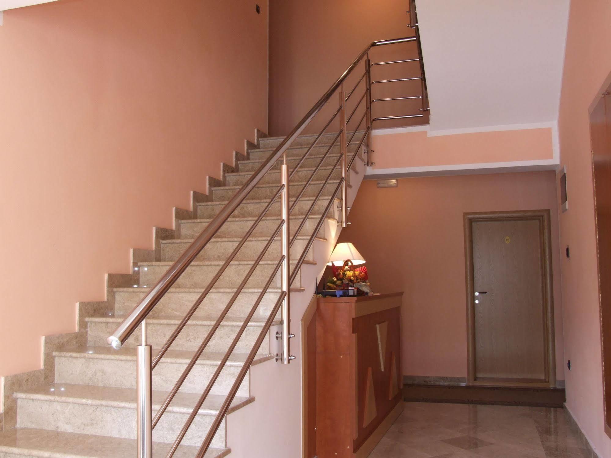 Hotel Viv Trebinje Buitenkant foto